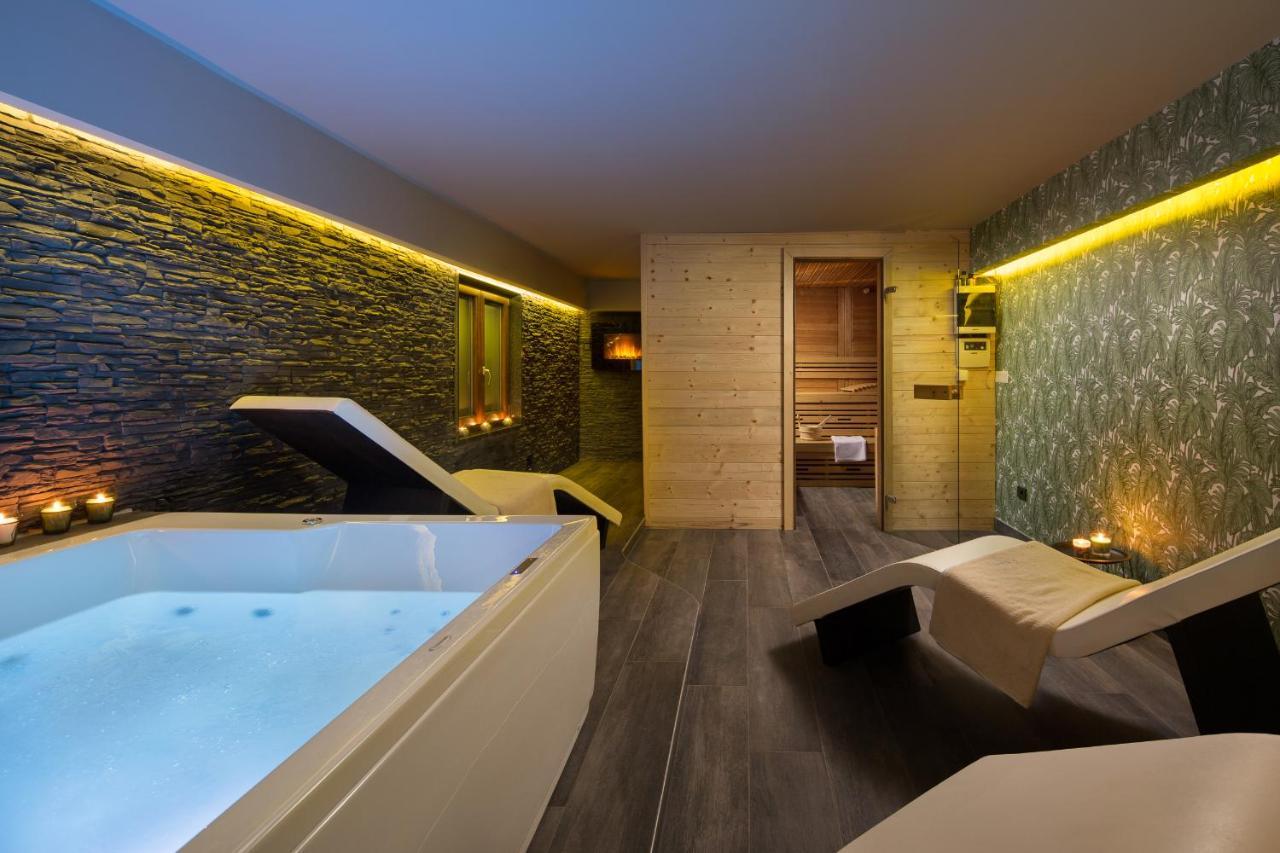 Villa Vesna With Sauna, Hot Tub Potpićan Exteriér fotografie